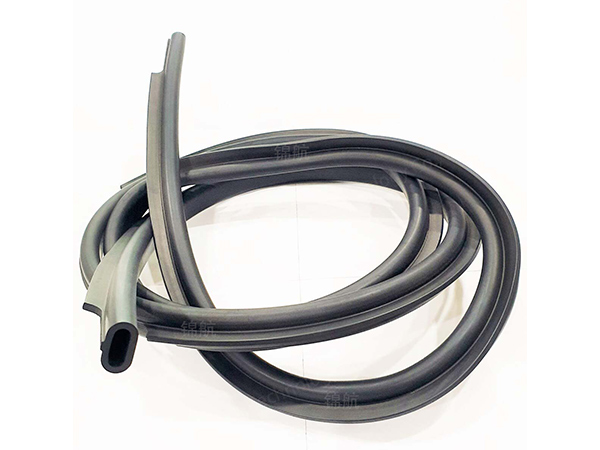 橡胶充气密封件24